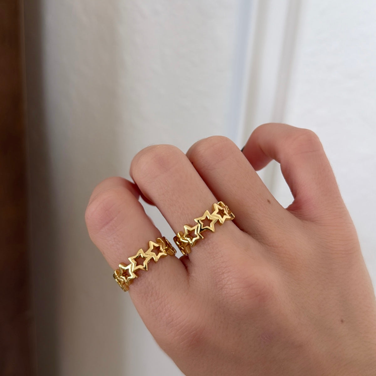 Gold star ring
