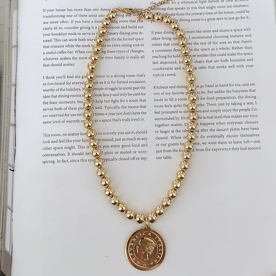 Mariano necklace