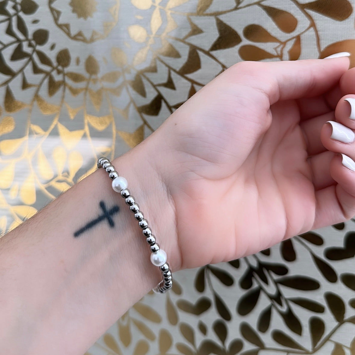 Pearl and silver bracelet