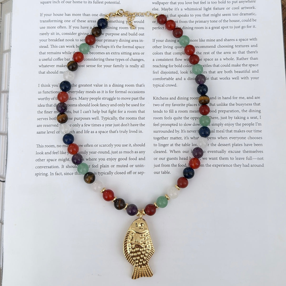 Bora necklace