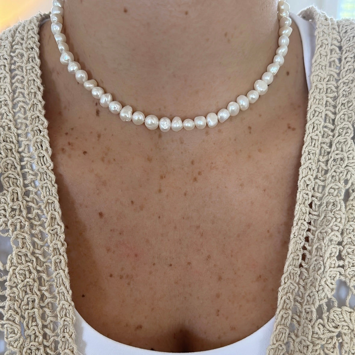Pearl choker