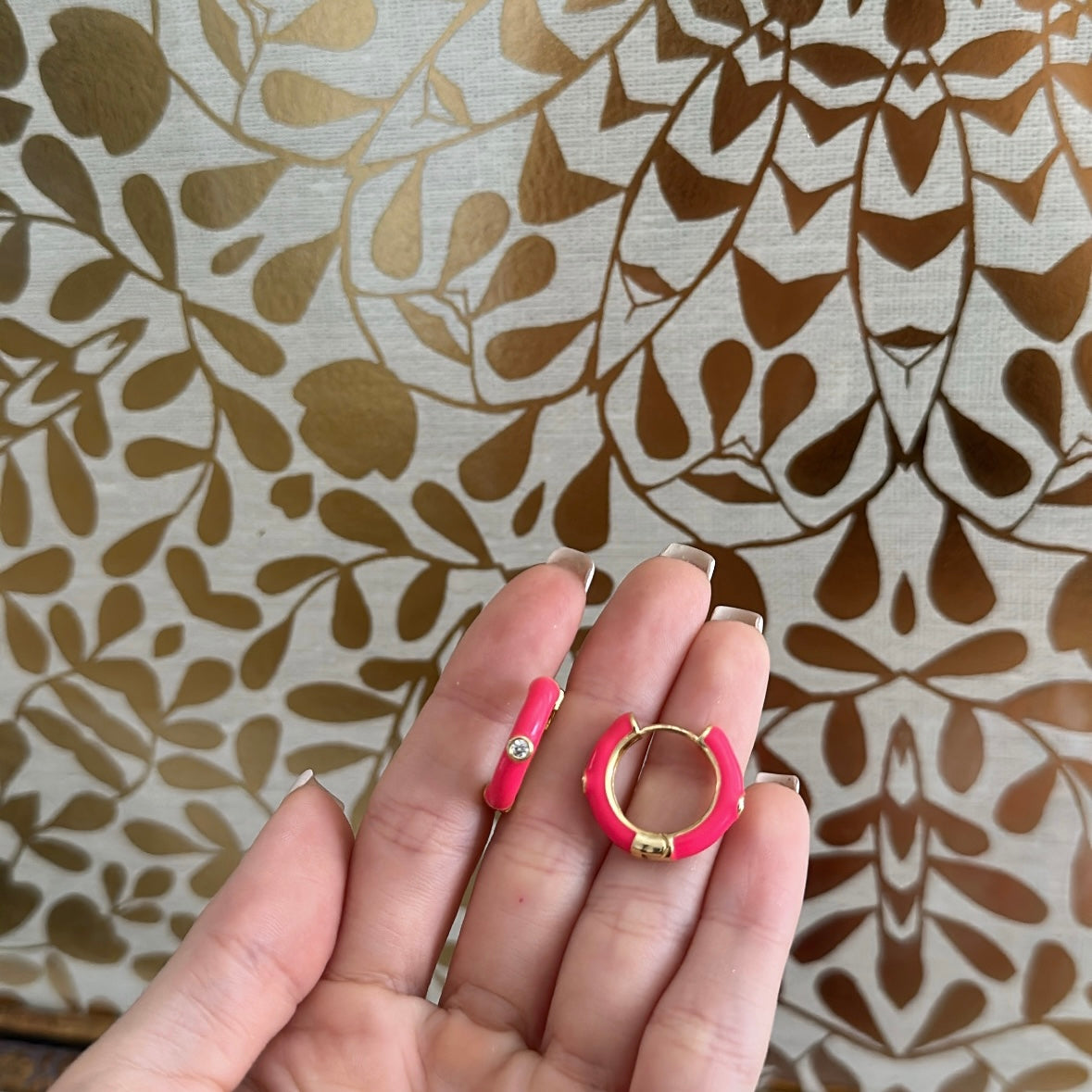 Fuchsia hoops