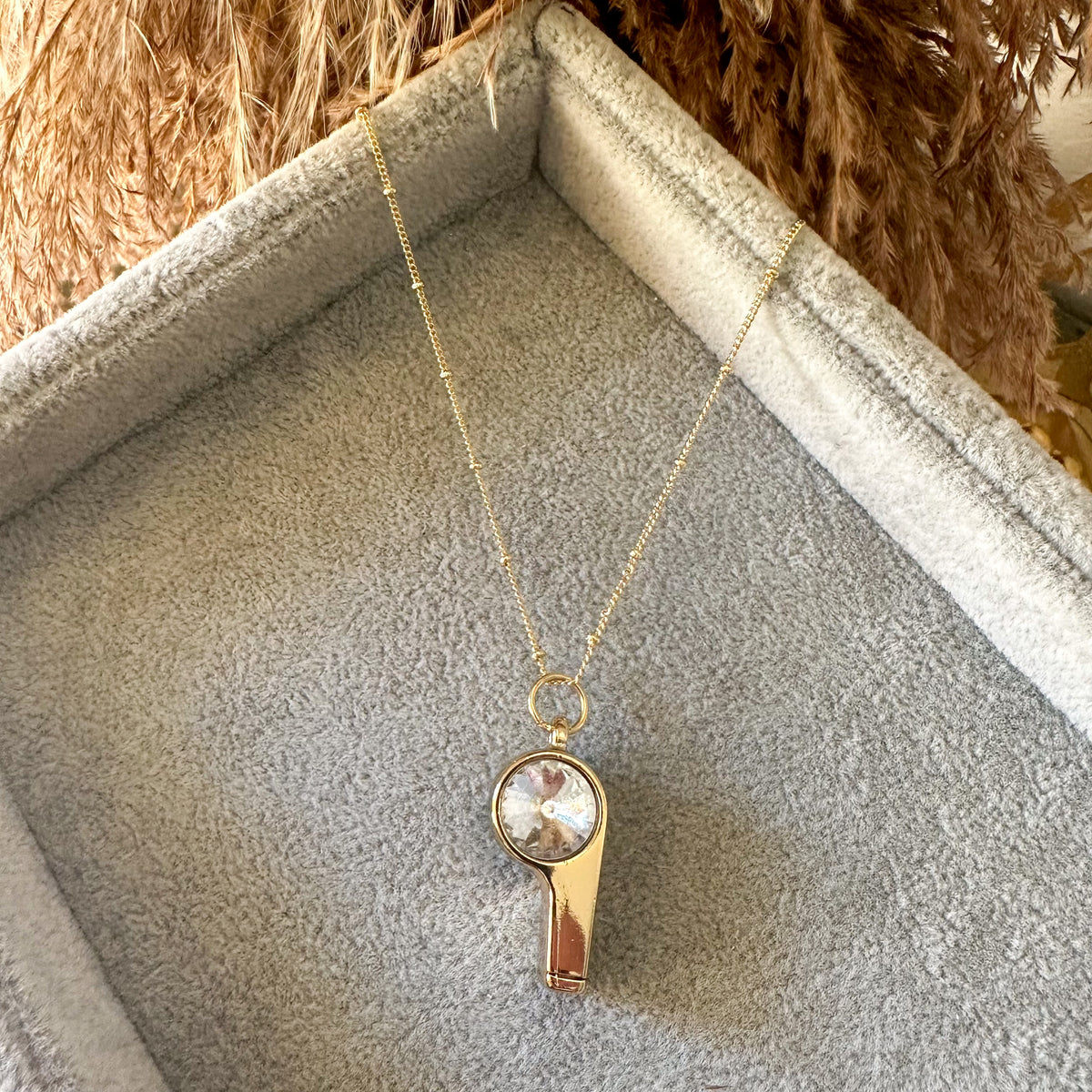 Game necklace