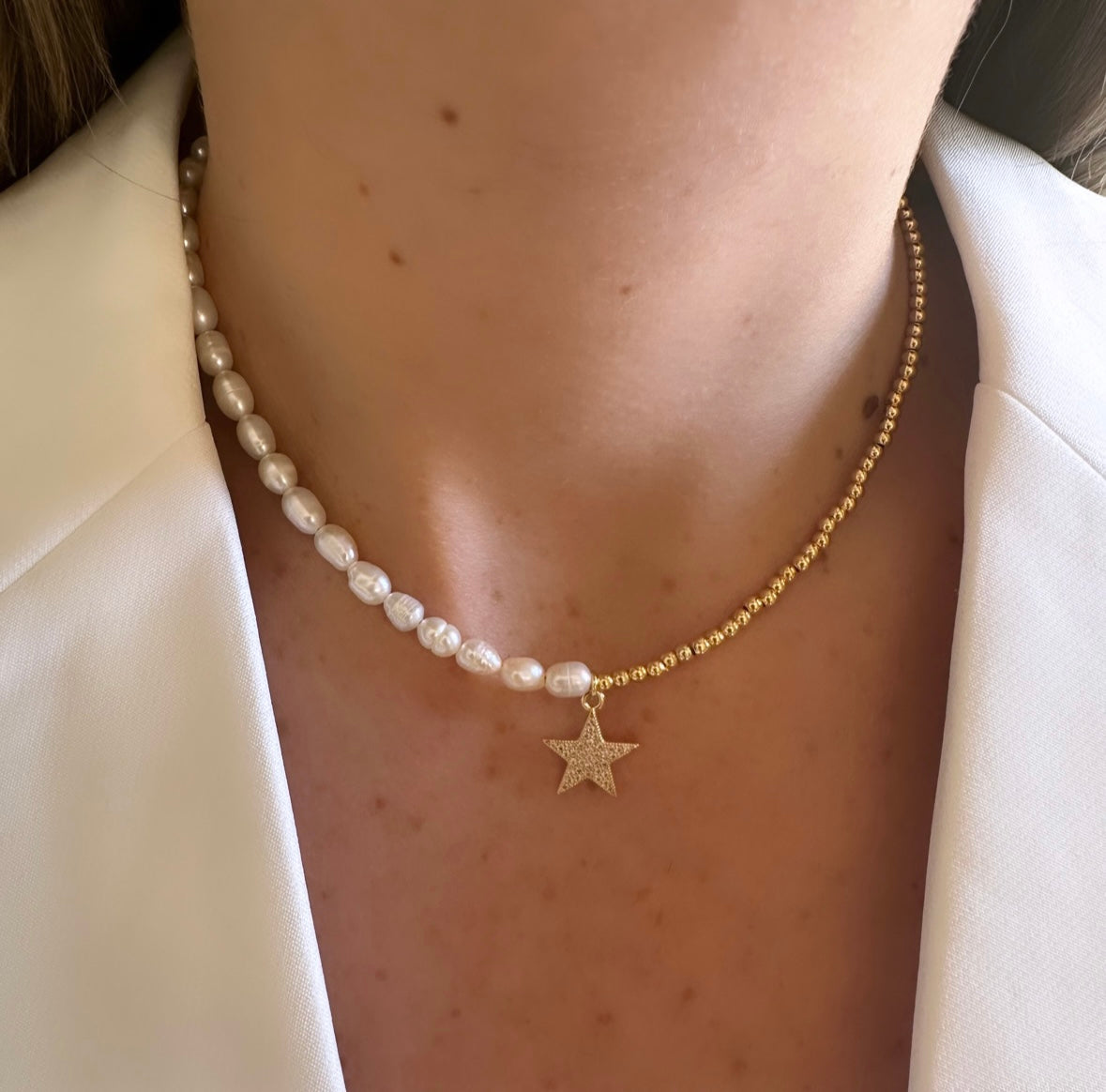 Pearl/bead star necklace