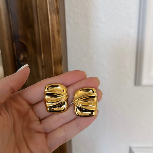 Lari earrings