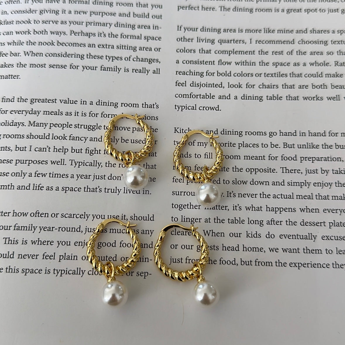 Amelia earrings