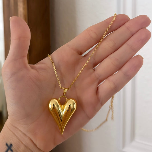 Big heart necklace