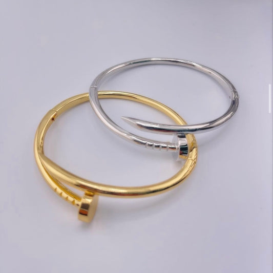 Timeless love bracelet