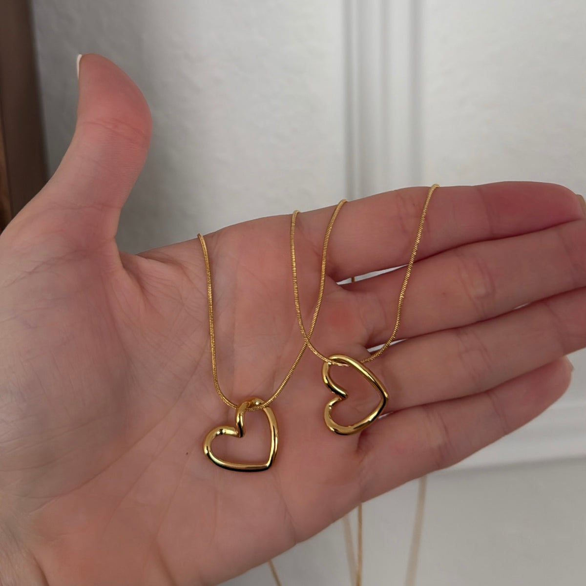 Belgica necklace