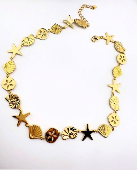 Mare necklace