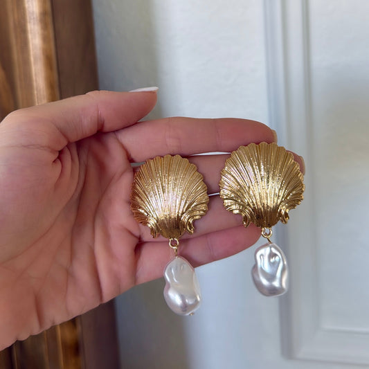 Sea shell earrings