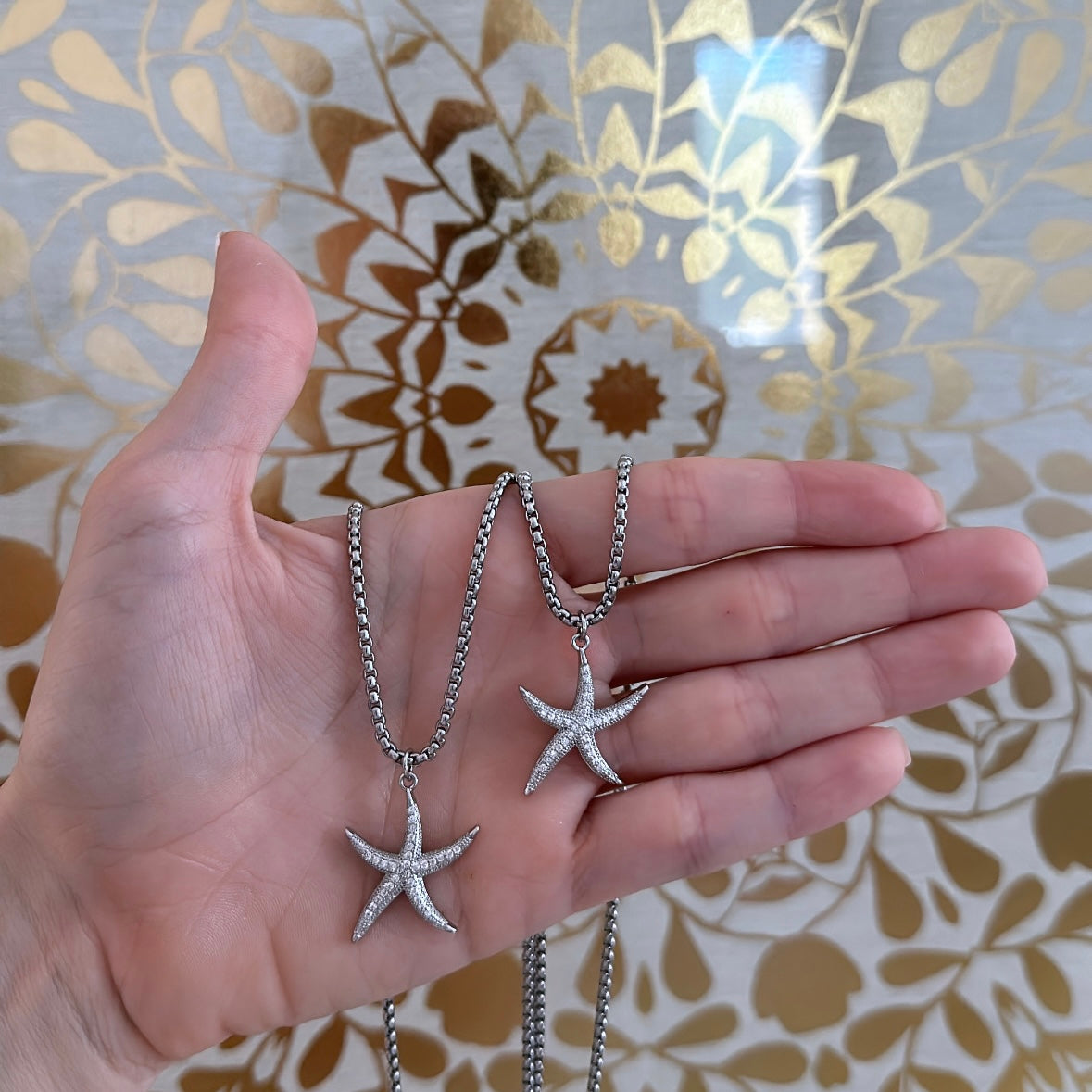 Silver starfish necklace