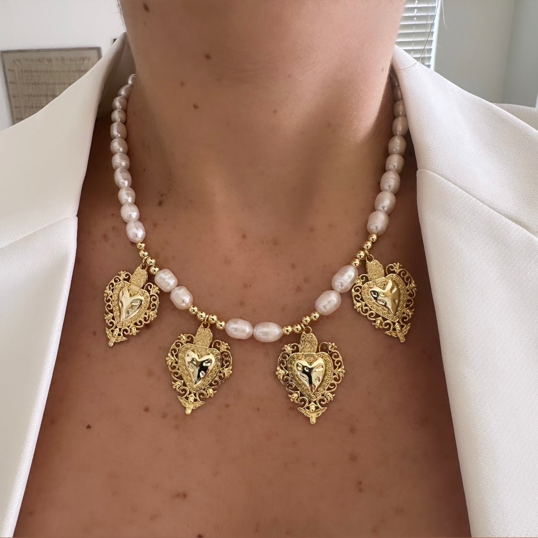 Alo necklace