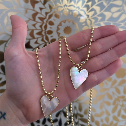Nacar heart necklace