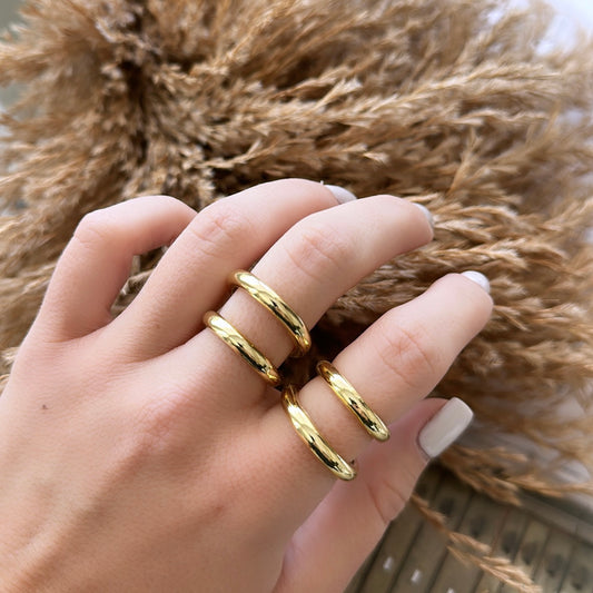 Bella ring