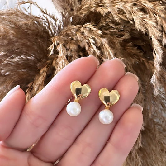Heart/pearl earrings