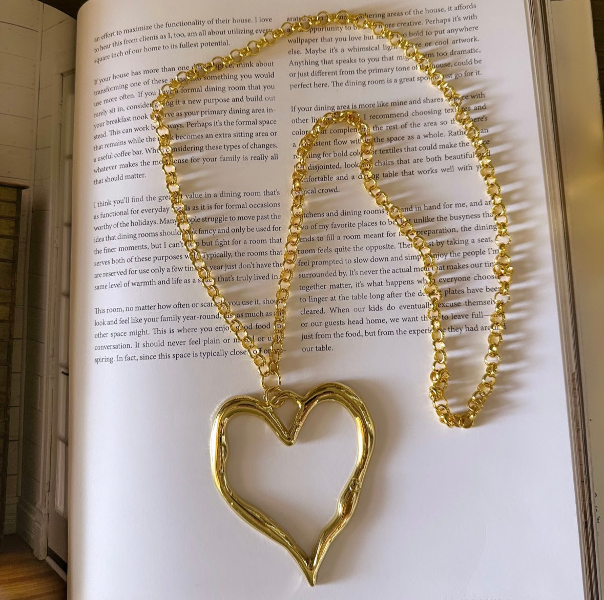 Amour necklace