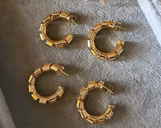 Lili hoops