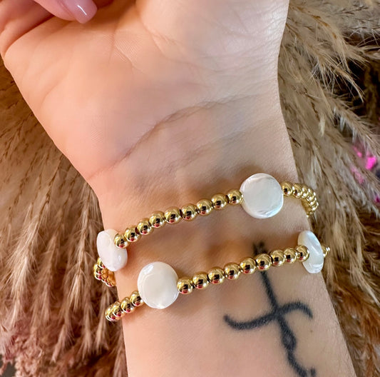 Nacar bracelet